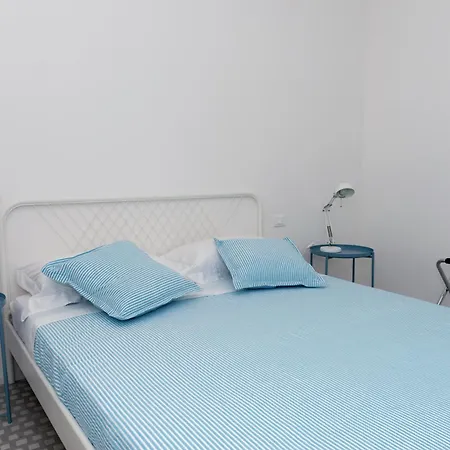 Torretta House, Inside A Private Park, Pool, Tennis, Ac, Parking Next And Parking In Lerici! *