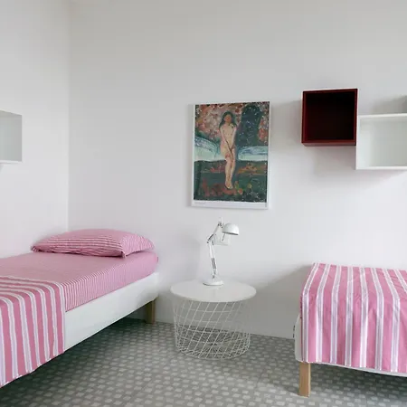 Holiday home Torretta House, Inside A Private Park, Pool, Tennis, Ac, Parking Next And Parking In Lerici! *
