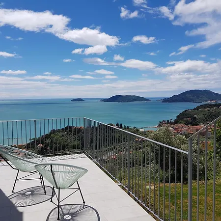 Torretta House, Inside A Private Park, Pool, Tennis, Ac, Parking Next And Parking In Lerici! Сasa de vacaciones *